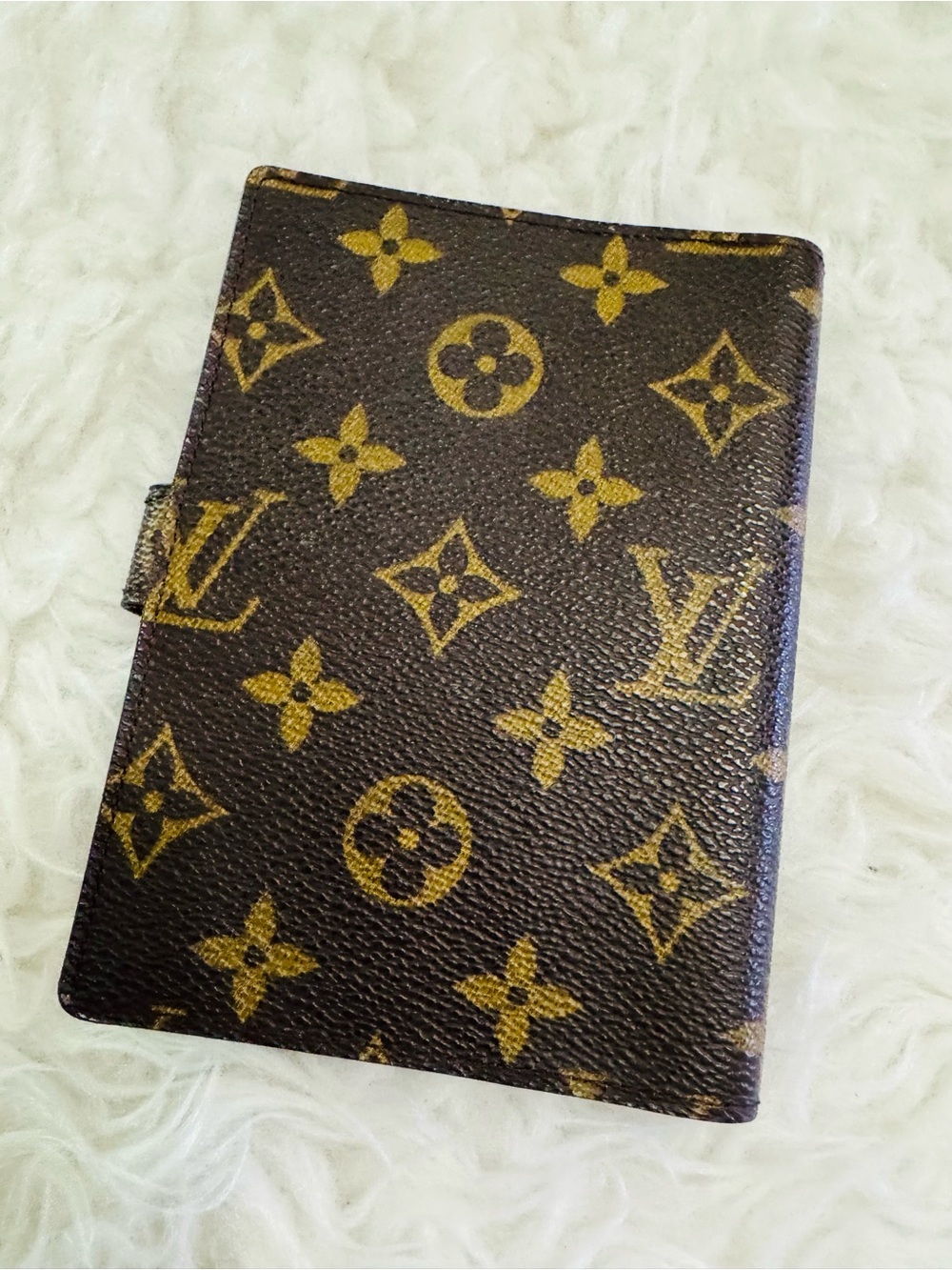 Louis Vuitton Brown Monogram Canvas Agenda Cover - Picture 10 of 12